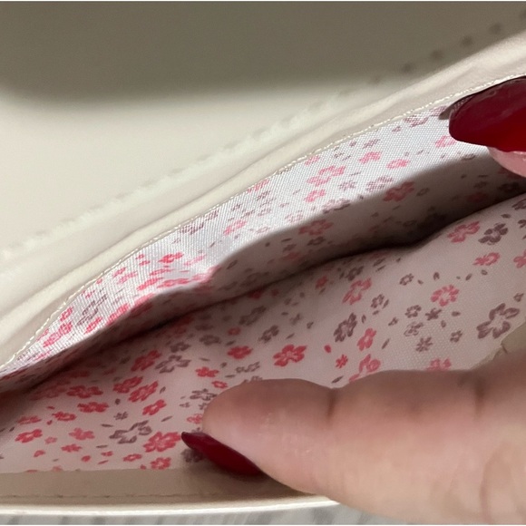 Nanette Lepore Charging Wallet W/RFID Protection, Color: Blush Beige NWT - Picture 7 of 9